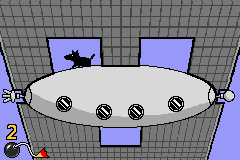 WarioWare: Twisted! (Game Boy Advance) screenshot: Don't let your dog get squished by the walls!