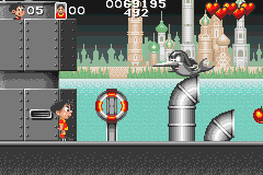 Soccer Kid (Game Boy Advance) screenshot: On board a Russian ship