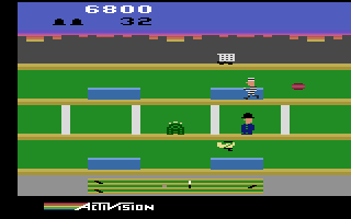 Keystone Kapers (Atari 2600) screenshot: Harry is on the floor above you