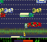 Frogger 2 (Game Boy Color) screenshot: Run over by the red car