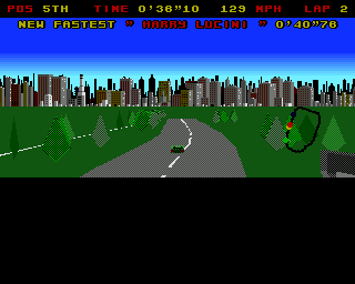 Leading Lap MPV (Amiga) screenshot: Distant view (AGA)