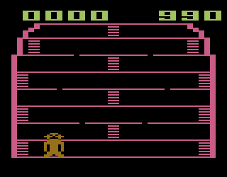 King Kong (Atari 2600) screenshot: When the game starts, Kong climbs the building