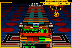 Marble Madness / Klax (Game Boy Advance) screenshot: Klax: at the end of the level you are awarded more points for not filling up the holder too much.