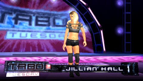 WWE Smackdown vs. Raw 2007 (PSP) screenshot: Jillian Hall making his entrance to the ring.