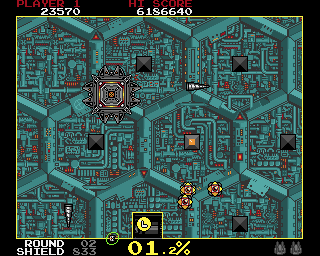 Volfied (Amiga) screenshot: The second stage, with a battleship firing in the cardinal directions