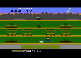 Keystone Kapers (Atari 5200) screenshot: Leaping a shopping cart...