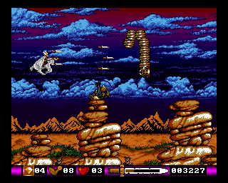 Pegasus (Amiga) screenshot: I have upgraded my weapon, and can now shoot three projectiles at once!