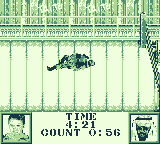 Ring Rage (Game Boy) screenshot: Pin down the opponent when his energy is low.