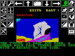 Kobyashi Naru (ZX Spectrum) screenshot: On the edge of a tunnel