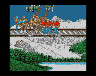 Ninja Gaiden (Amiga) screenshot: Fighting many enemies at once on a railway bridge.