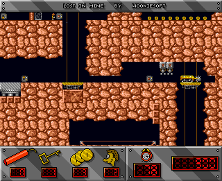 Lost in Mine (Amiga) screenshot: Heavy machinery elevator