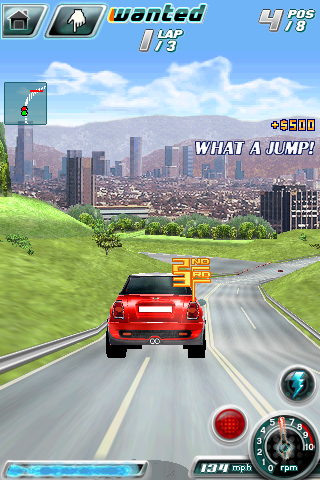 Asphalt 4: Elite Racing (iPhone) screenshot: Lovely view of Los Angeles