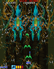Dangerous Seed (Arcade) screenshot: Stage 2 boss - Strike-Ants