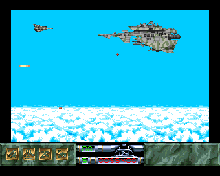 Carcharodon: White Sharks (Amiga) screenshot: High over the clouds, I'm battling the level 1 boss.