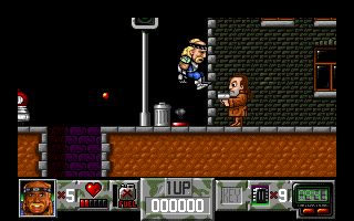 Suburban Commando (DOS) screenshot: Third level: the streets of Los Angeles. Pretty accurate in its monotony.