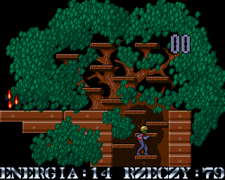 Agent Czesio (Amiga) screenshot: Top of the tree