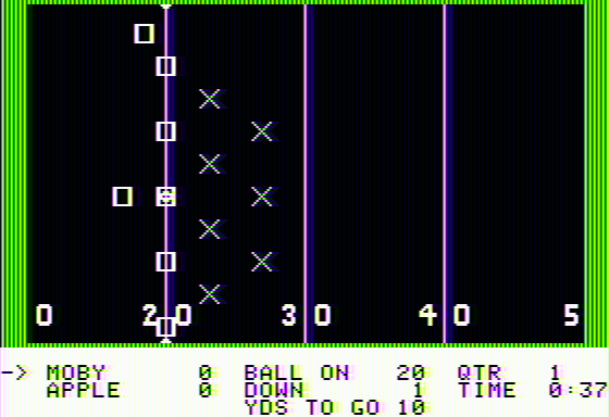 Hi-Res Football (Apple II) screenshot: Player taking up their positions