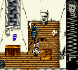 Perfect Dark (Game Boy Color) screenshot: Getting in close to an enemy without them seeing you allows you to do a stealth kill with your falcon pistol
