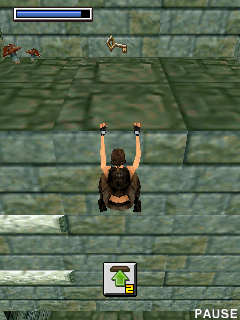 Tomb Raider: Underworld (J2ME) screenshot: Found a key