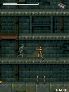 Tomb Raider: Underworld (J2ME) screenshot: Shoot the bad guy