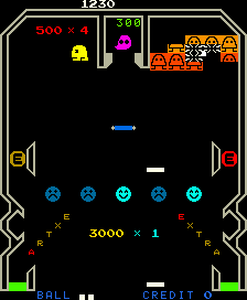 Cutie Q (Arcade) screenshot: Clearing a set of blocks and a walkman appear