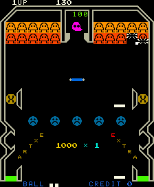 Cutie Q (Arcade) screenshot: Hitting rainbow blocks