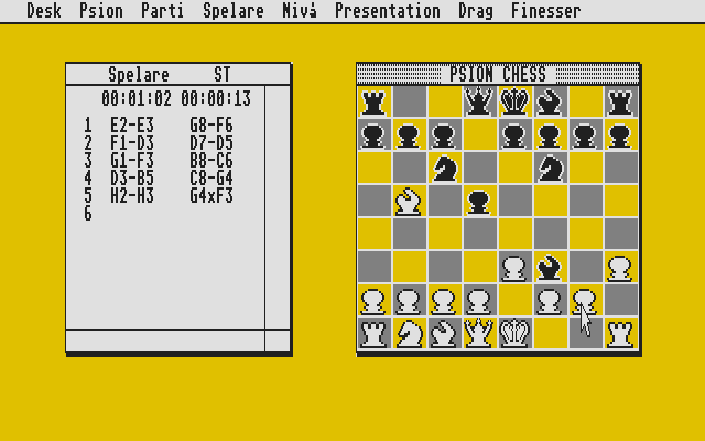 Psion Chess (Atari ST) screenshot: Playing on 2D board (colour)