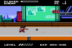Capcom Classics: Mini Mix (Game Boy Advance) screenshot: Mighty Final Fight: you can use the throwing stars as weapons but you only get 5.