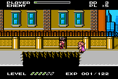 Capcom Classics: Mini Mix (Game Boy Advance) screenshot: Mighty Final Fight: falling down that hole isn't a good idea.