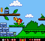 Maya the Bee & Her Friends (Game Boy Color) screenshot: Level: Nearing the Termites. And yes, I'm throwing my friend.