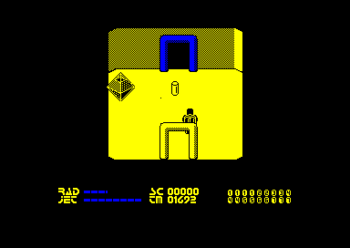 Chain Reaction (Amstrad CPC) screenshot: Found one of the fuel canisters