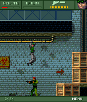 Tom Clancy's Splinter Cell: Extended Ops (J2ME) screenshot: Hanging on a pipe