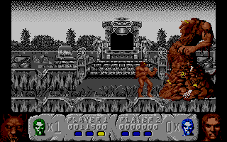 Altered Beast (Atari ST) screenshot: The boss has transformed himself to something you can defeat
