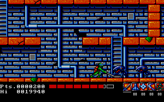 Teenage Mutant Ninja Turtles (Atari ST) screenshot: Attacking Mousers.