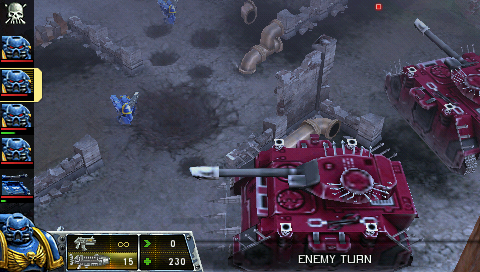 Warhammer 40,000: Squad Command (PSP) screenshot: Two chaos tanks moving in.