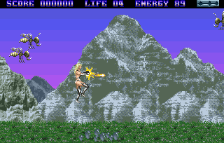 Entity (Amiga) screenshot: She is jumping on the shelves...