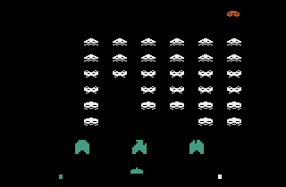 Space Invaders Arcade (Atari 2600) screenshot: The mother ship is moving across the screen.