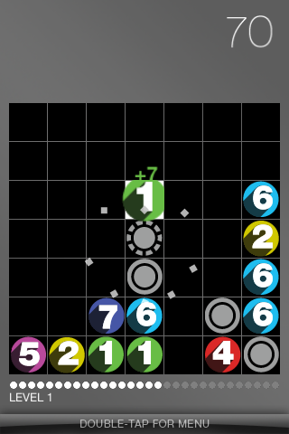 Drop7 (iPhone) screenshot: The 1 disappears, also breaking the block beneath it.
