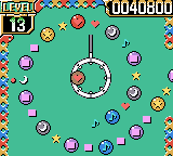 Ballistic (Game Boy Color) screenshot: You get new shapes as the level advances.
