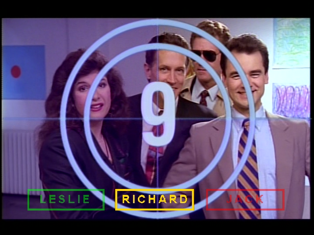 I'm Your Man: Special Edition (DVD Player) screenshot: Richard is caught, but we have to select whose ending we want
