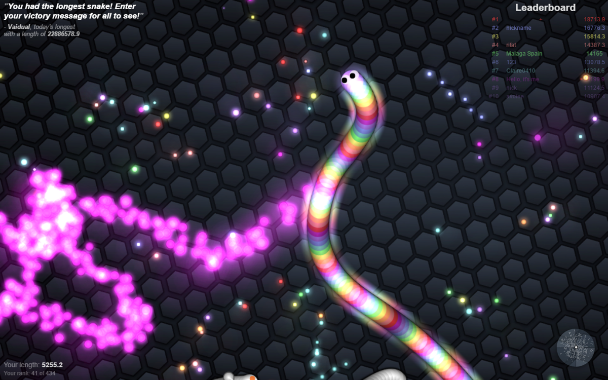 slither.io (Browser) screenshot: Oh no, the rainbow snake cutt me off