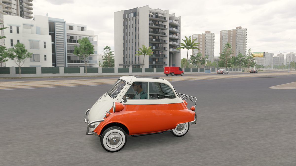 Forza Horizon 3 (Xbox One) screenshot: It does not always have to be a Ferrari or McLaren, you could try the Isetta for a change.