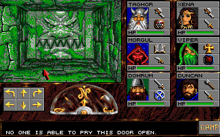 Eye of the Beholder (Amiga) screenshot: That stone door is locked! No lever or keyhole in sight.