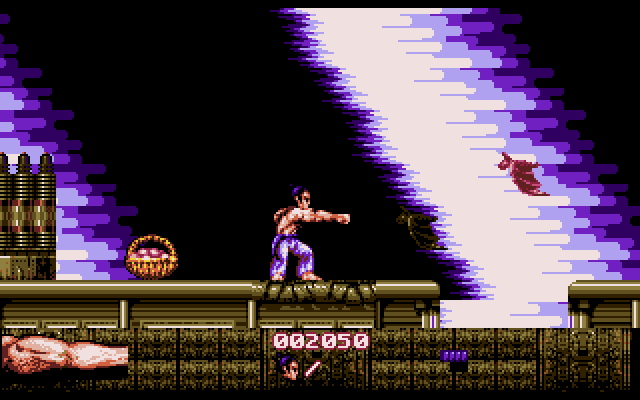 First Samurai (DOS) screenshot: Trying to punch a bat in the face.