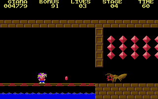 The Great Giana Sisters (Amiga) screenshot: Fighting a giant spider.