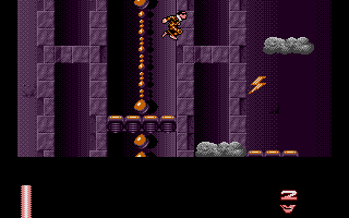 Harlequin (Atari ST) screenshot: Stormy weather up here...