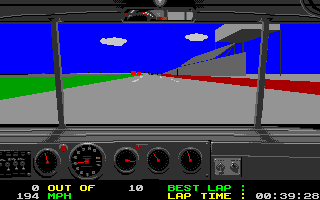Days of Thunder (DOS) screenshot: Racing down the Daytona 500 speedway