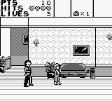Home Alone 2: Lost in New York (Game Boy) screenshot: You start off being chased by Tim Curry