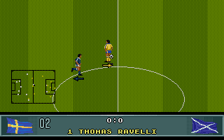 John Barnes European Football (Atari ST) screenshot: Having the ball at the mid circle