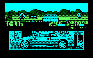 Lotus Esprit Turbo Challenge (Amstrad CPC) screenshot: Note the Lotus roadsigns